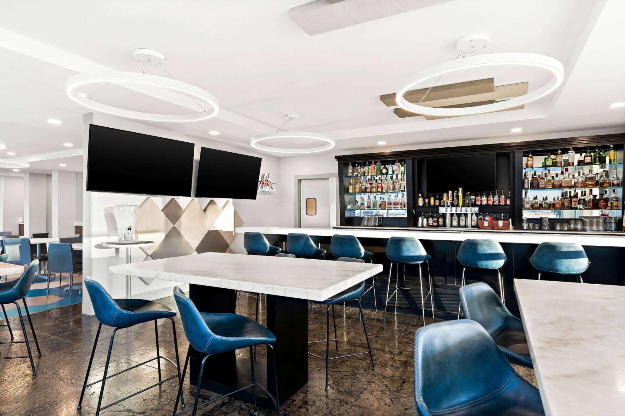 Holiday Inn Express & Suites George - Quincy South By Ihg Bagian luar foto