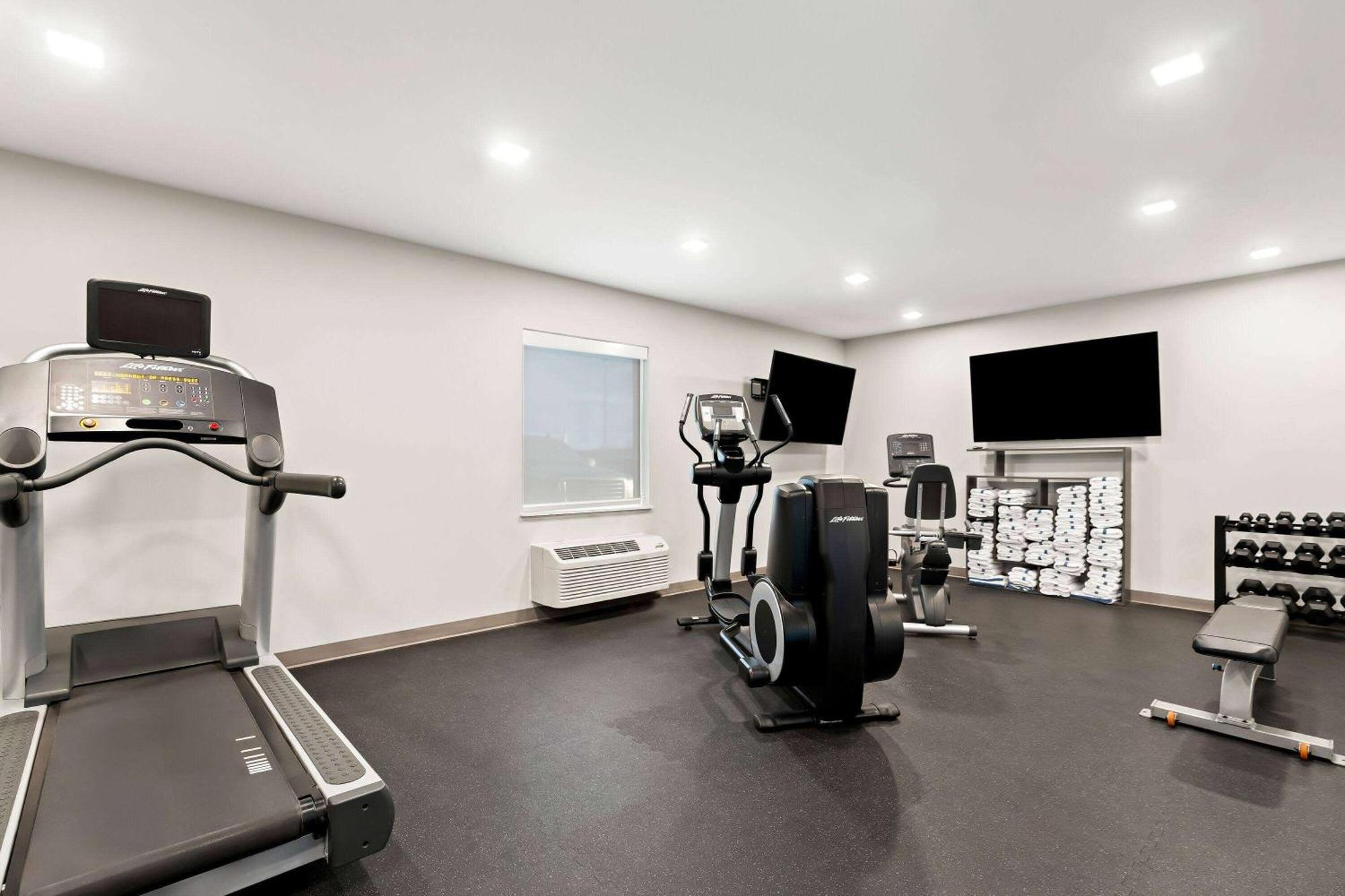 Holiday Inn Express & Suites George - Quincy South By Ihg Bagian luar foto