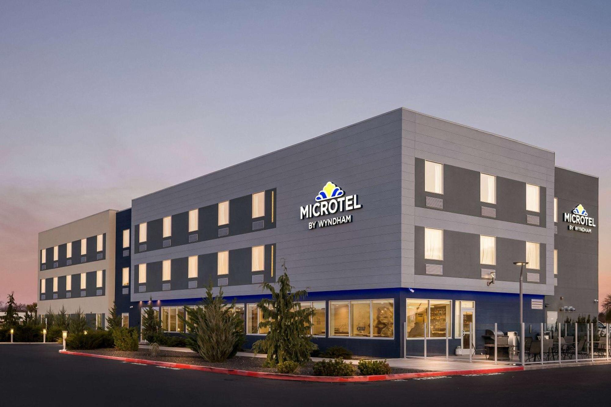 Holiday Inn Express & Suites George - Quincy South By Ihg Bagian luar foto