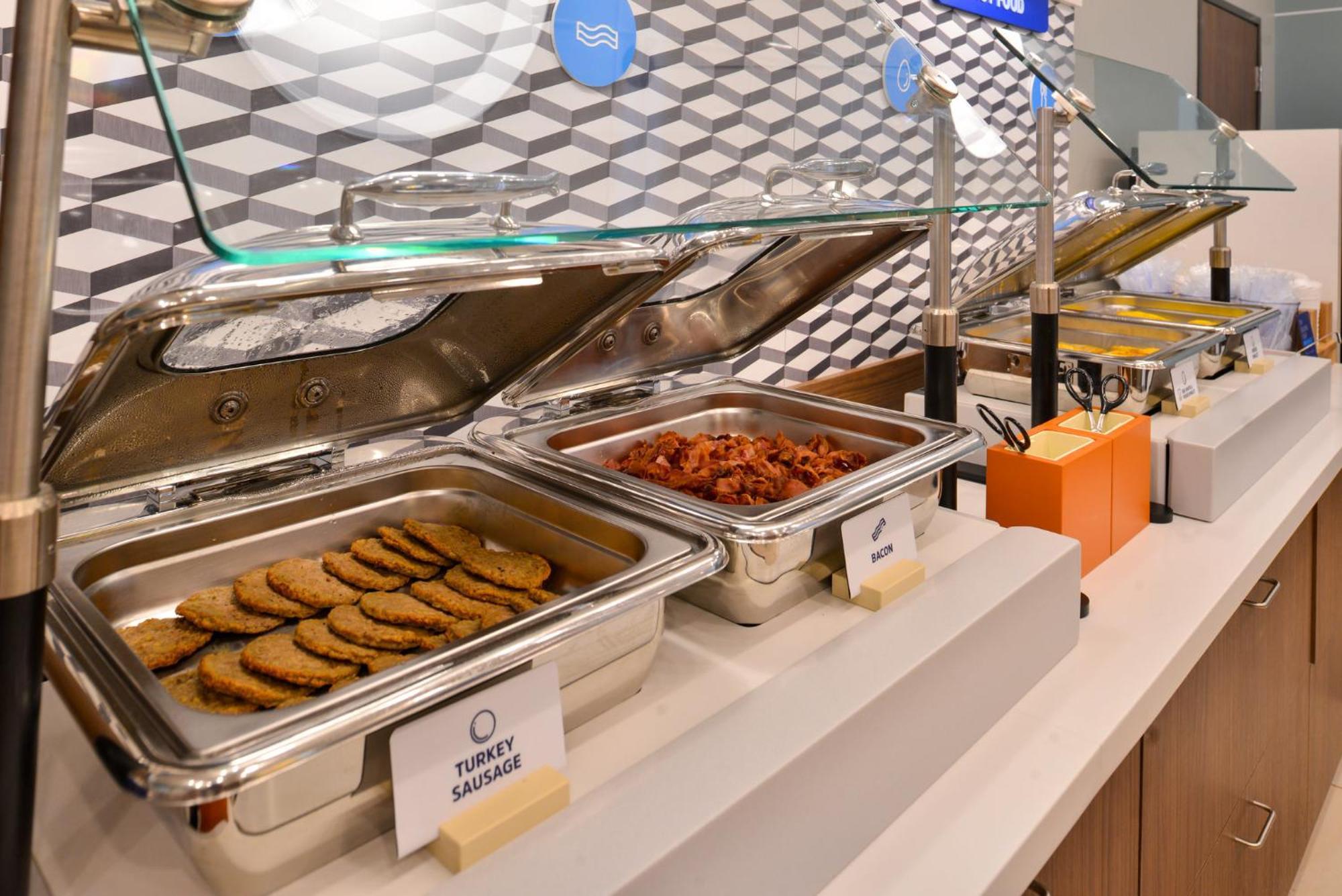 Holiday Inn Express & Suites George - Quincy South By Ihg Bagian luar foto